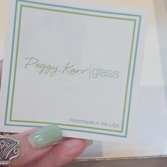 Peggy Karr Glass New Fused Glass 8" Pine Cones & Holly Plate - Picture 4 of 8